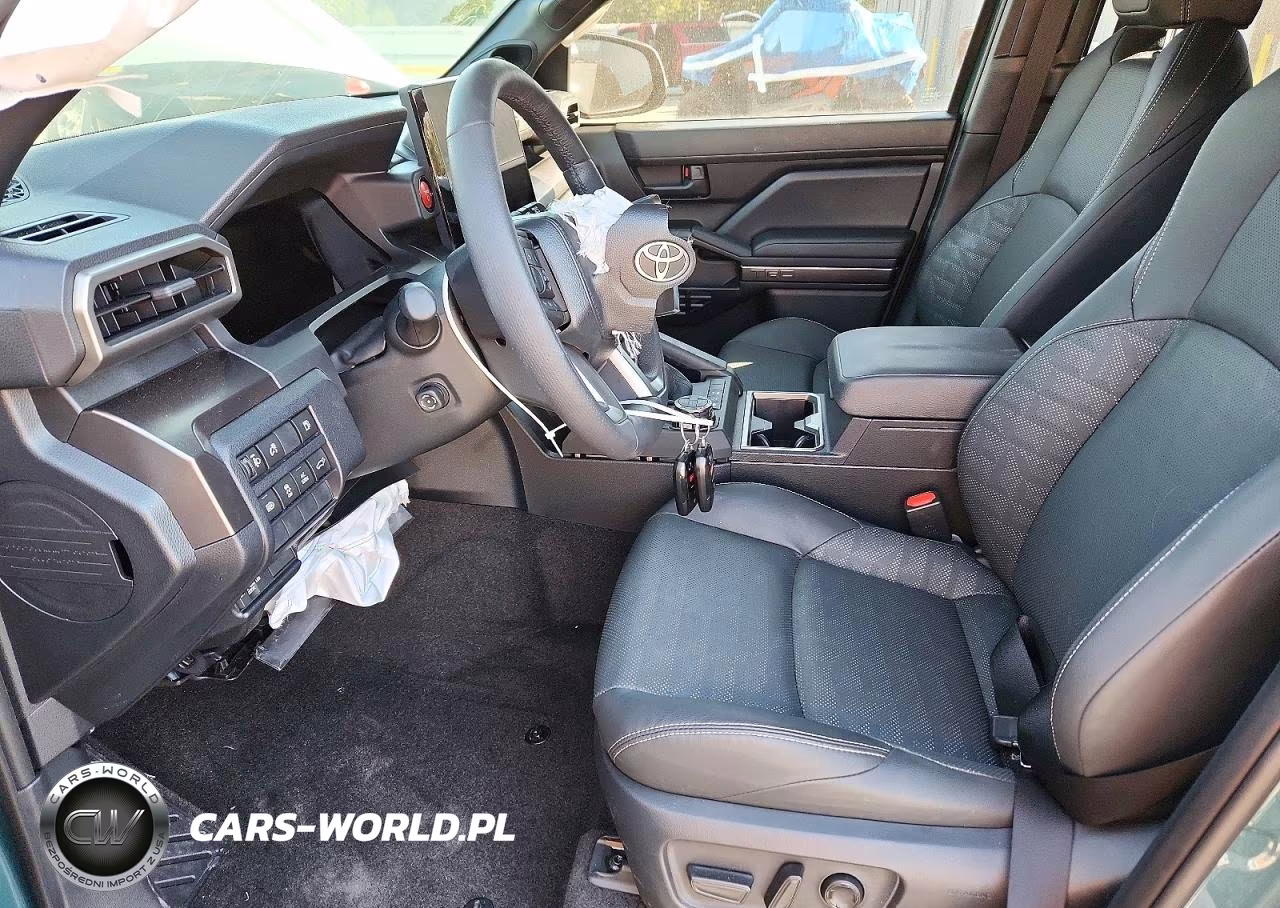 2026 Toyota 4Runner Trd Off-Road Premium Hv VIN:JTEVB5BR7T5040331 - 7