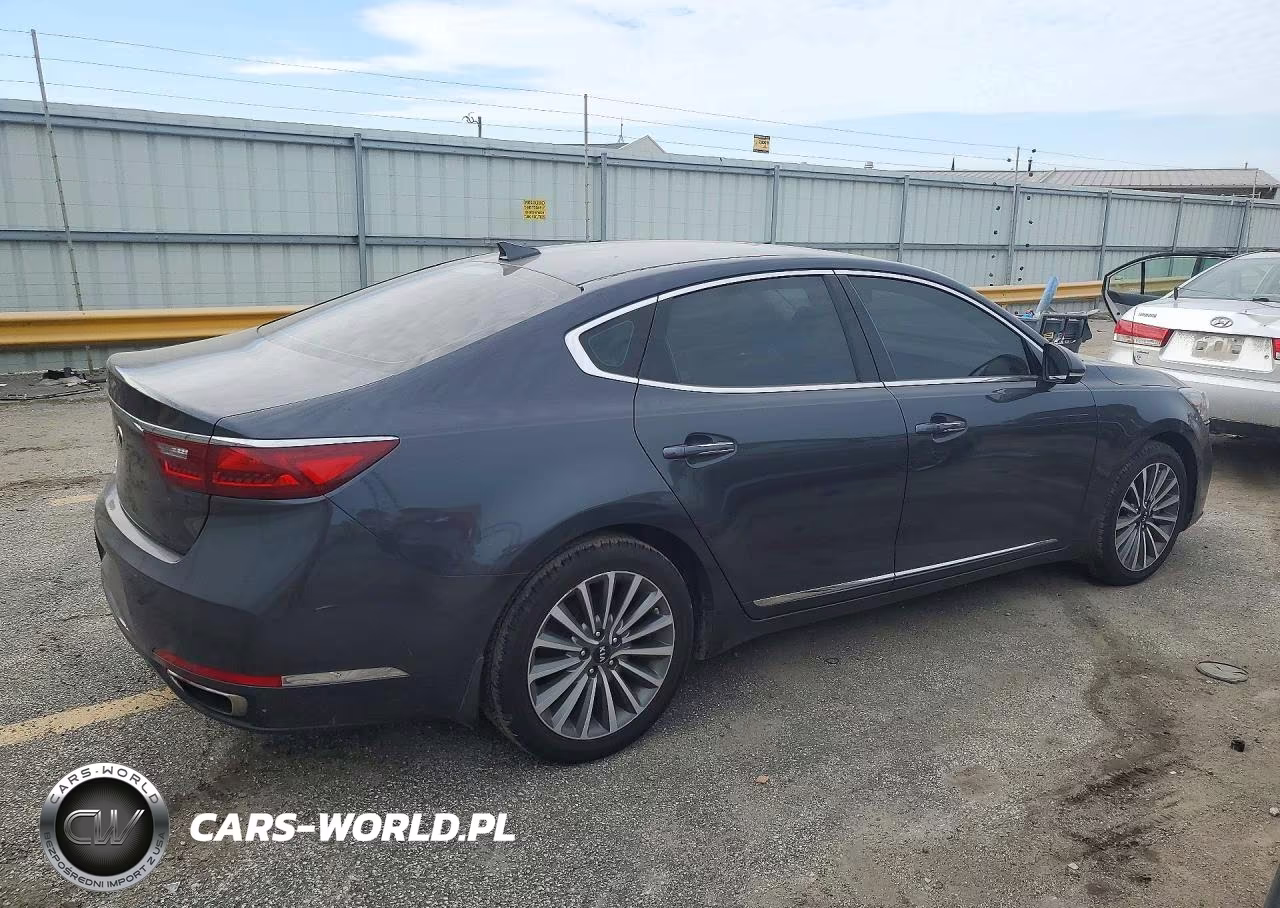 2017 Kia Cadenza Premium VIN:KNALB4J12H5042879 - 3