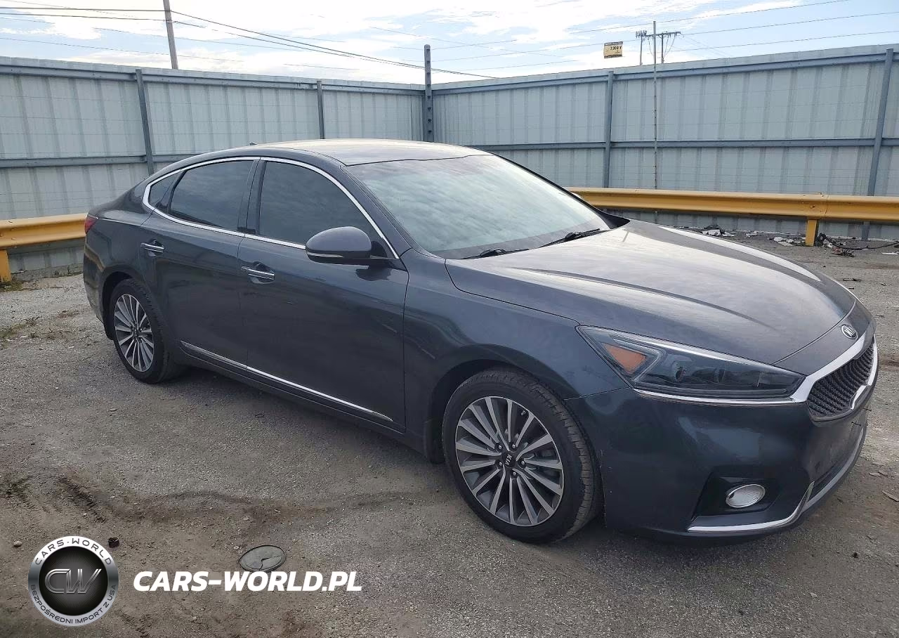 2017 Kia Cadenza Premium VIN:KNALB4J12H5042879 - 4