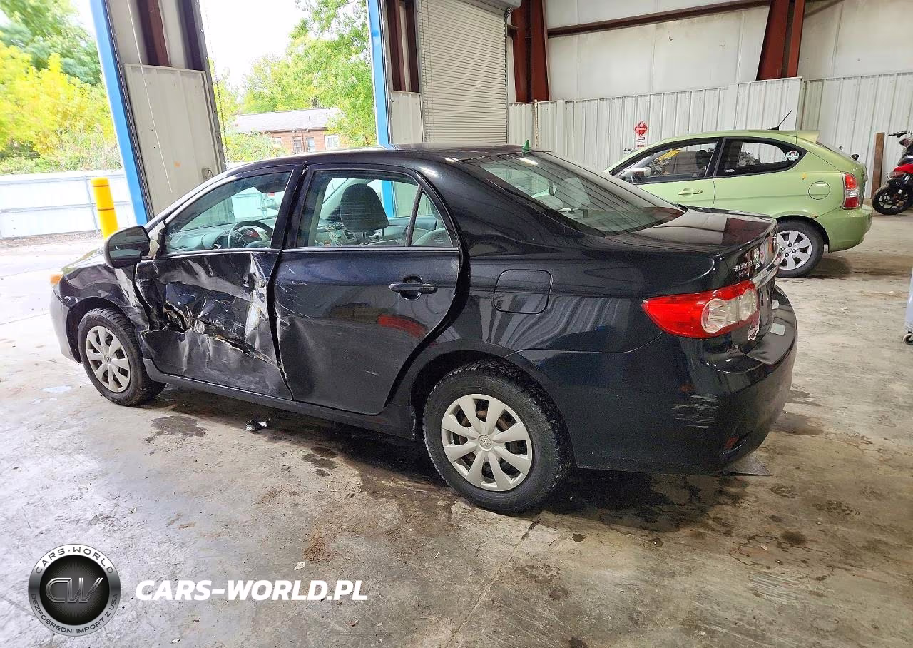 2011 Toyota Corolla Le VIN:2T1BU4EE2BC643175 - 2