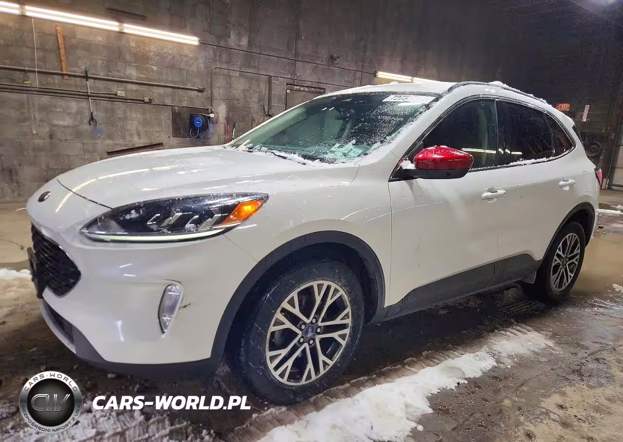 2020 Ford Escape Sel