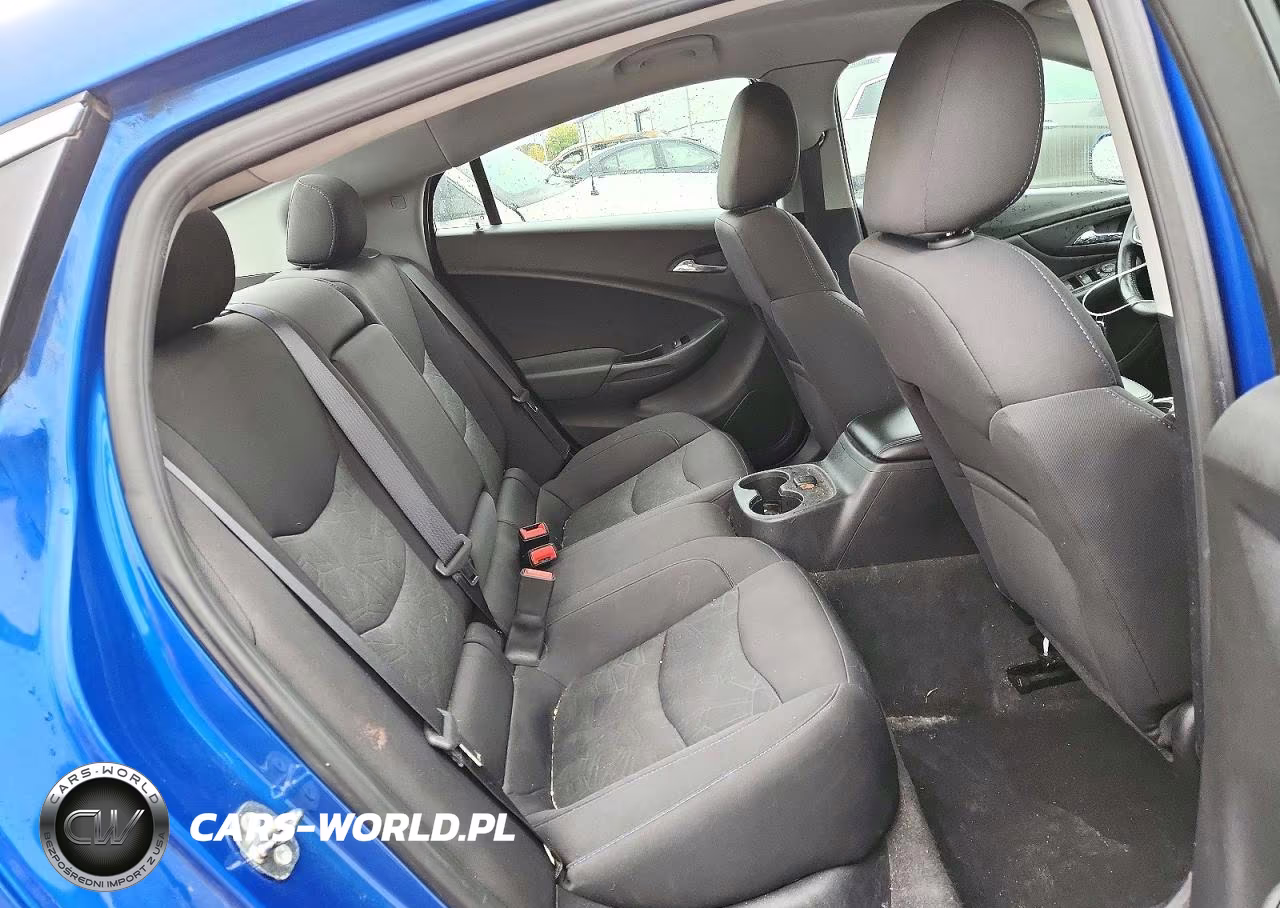 2018 Chevrolet Volt Lt VIN:1G1RC6S58JU105043 - 10