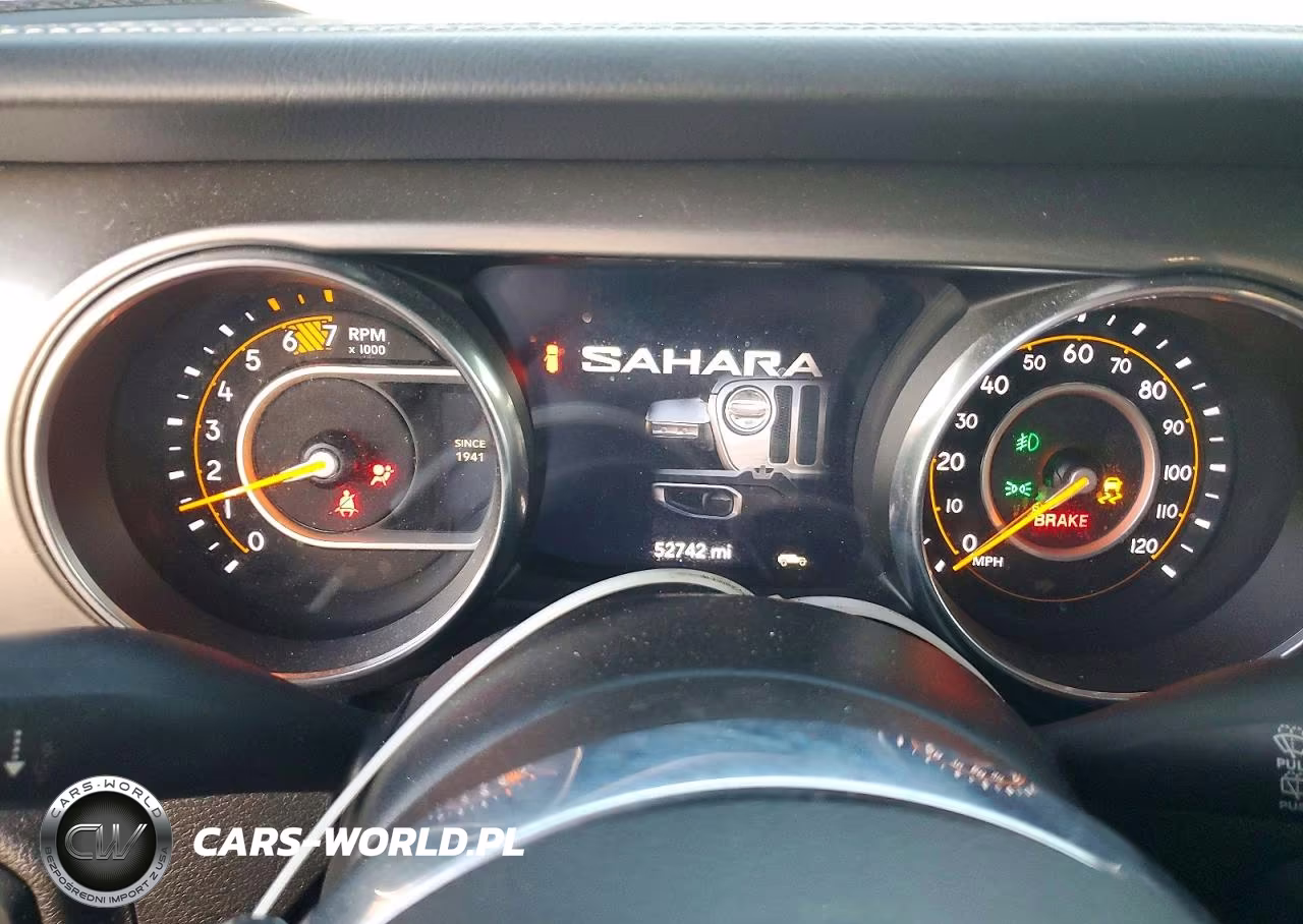 2020 Jeep Wrangler Unlimited Sahara VIN:1C4HJXEN4LW219333 - 9