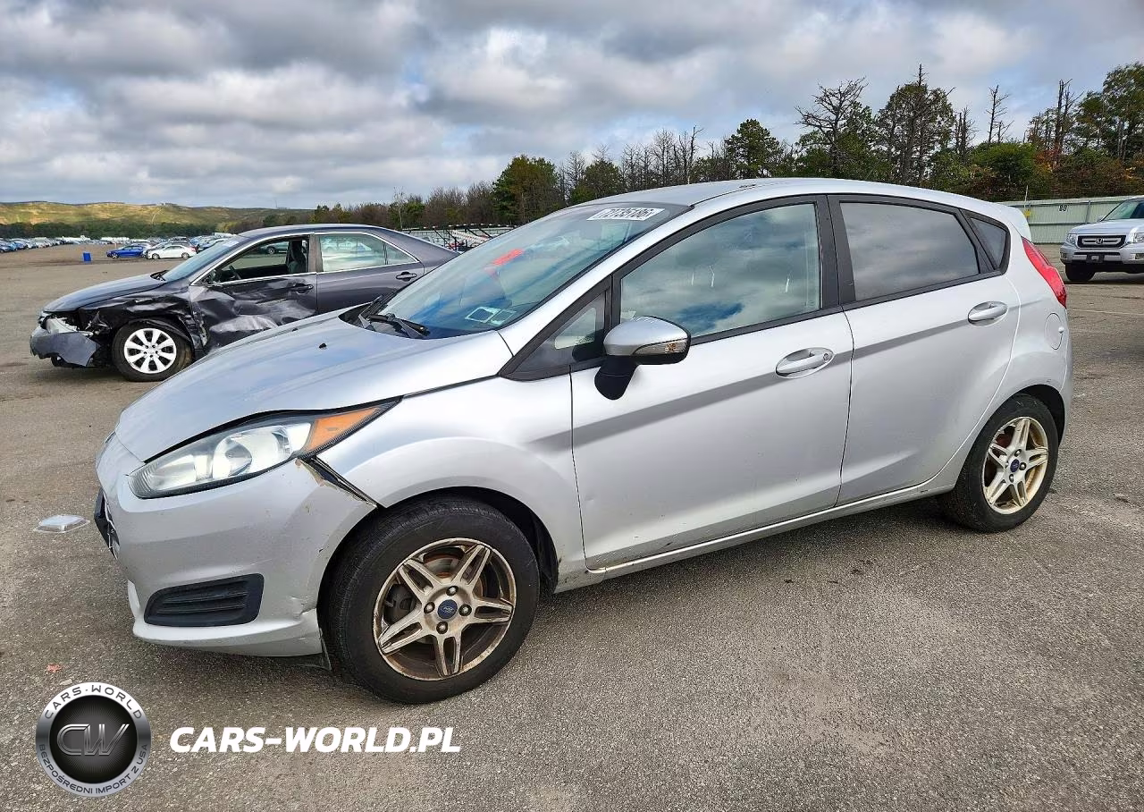 2018 Ford Fiesta Se VIN:3FADP4EJXJM128496 - 1