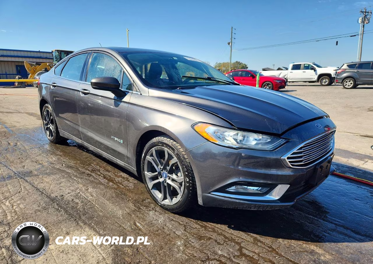 2018 Ford Fusion Se Hybrid VIN:3FA6P0LU1JR132700 - 4