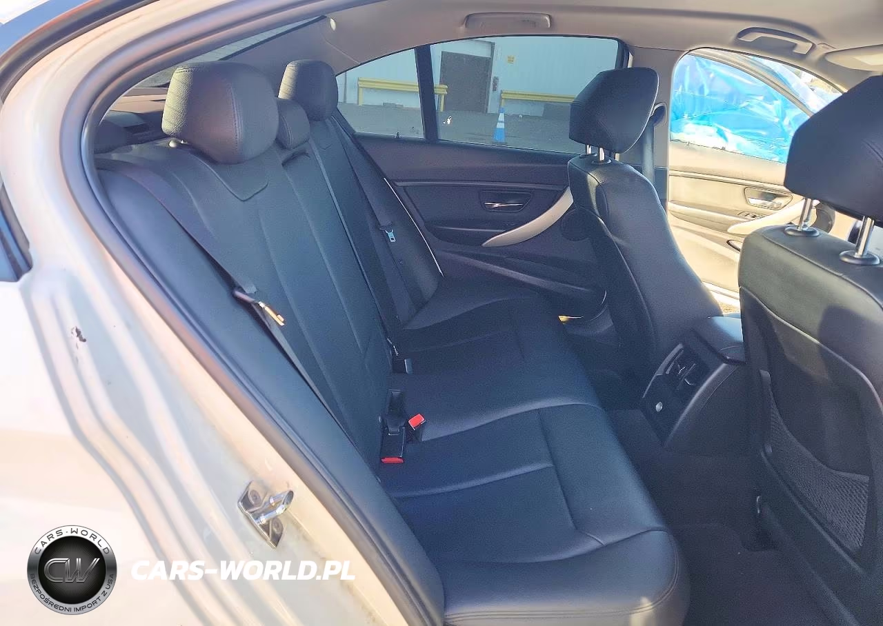 2012 BMW 328 VIN:WBA3A5C54CF342547 - 10