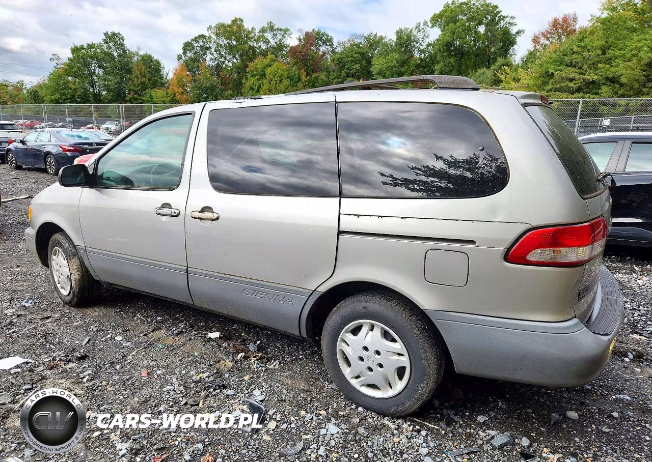 2001 Toyota Sienna Le VIN:4T3ZF13C91U404400 - 2