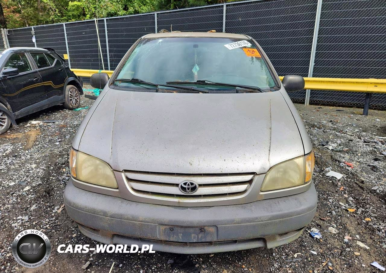 2001 Toyota Sienna Le VIN:4T3ZF13C91U404400 - 5