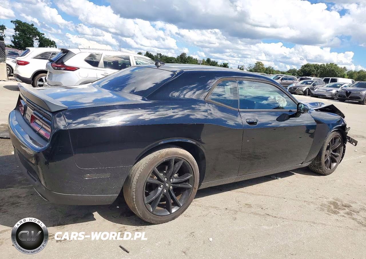 2018 Dodge Challenger Sxt VIN:2C3CDZAG1JH334685 - 3