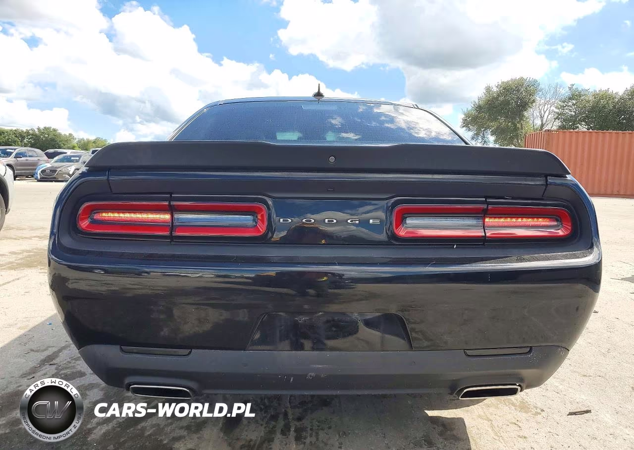 2018 Dodge Challenger Sxt VIN:2C3CDZAG1JH334685 - 6