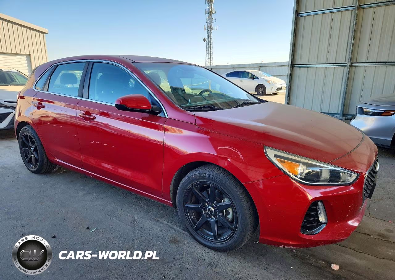 2019 Hyundai Elantra Gt Base VIN:KMHH35LE8KU098765 - 4