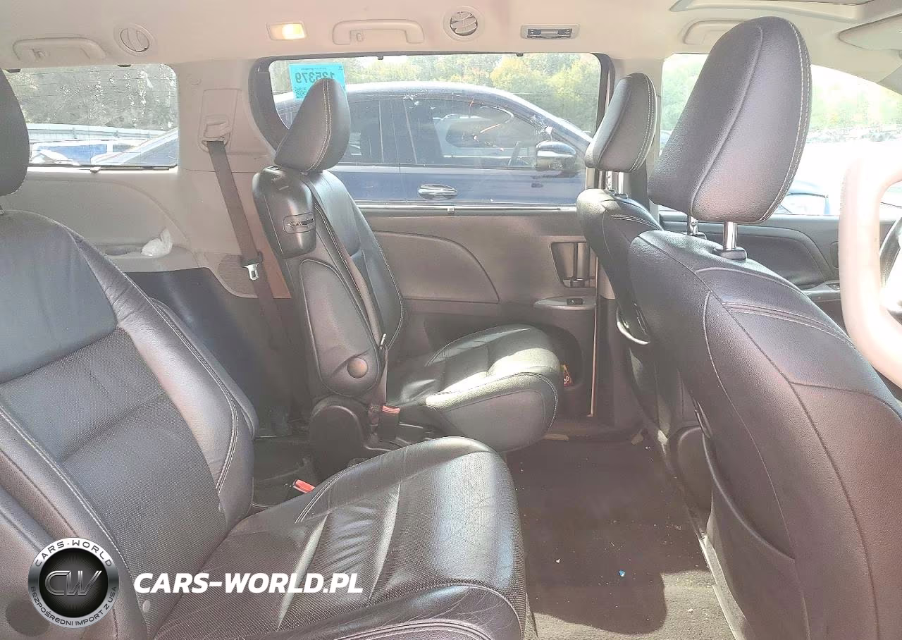 2017 Toyota Sienna Se VIN:5TDXZ3DC7HS802242 - 11