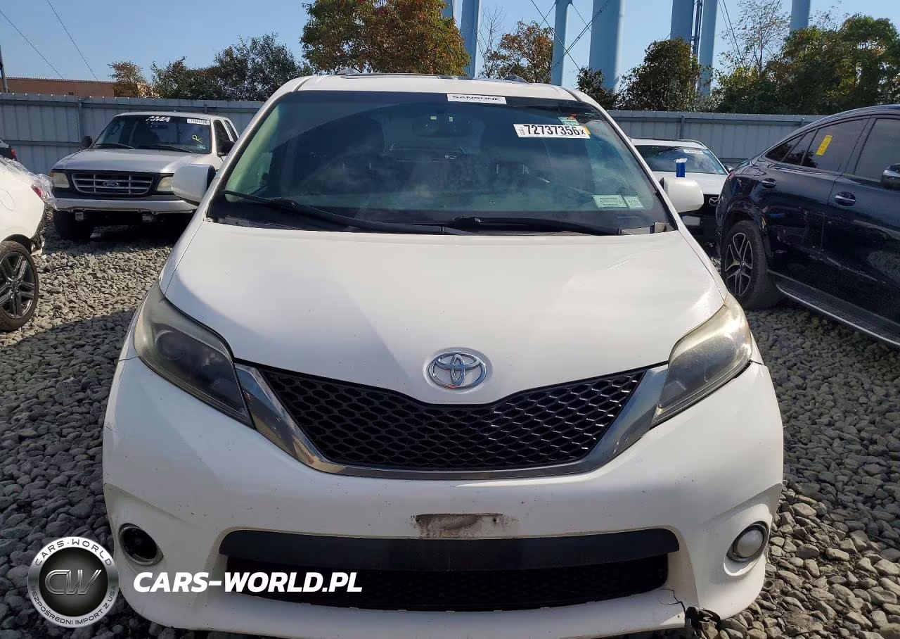 2017 Toyota Sienna Se VIN:5TDXZ3DC7HS802242 - 5