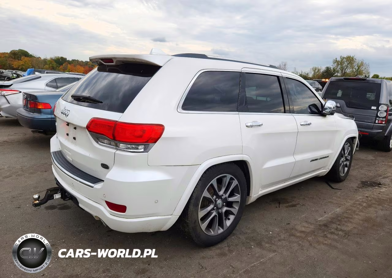 2017 Jeep Grand Cherokee Overland VIN:1C4RJFCG4HC684867 - 3