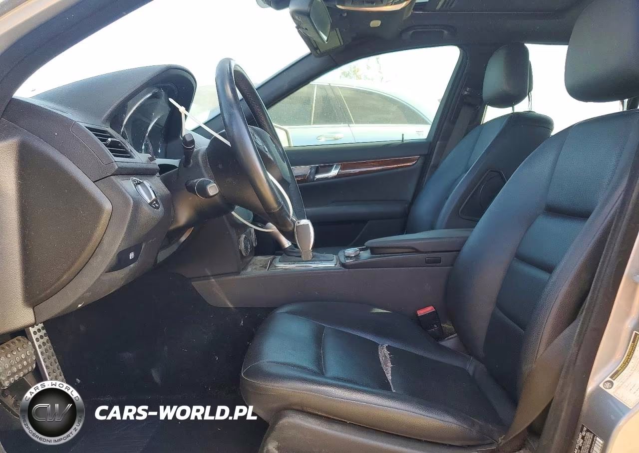 2010 Mercedes-Benz C 300 VIN:WDDGF5EB6AR115340 - 7