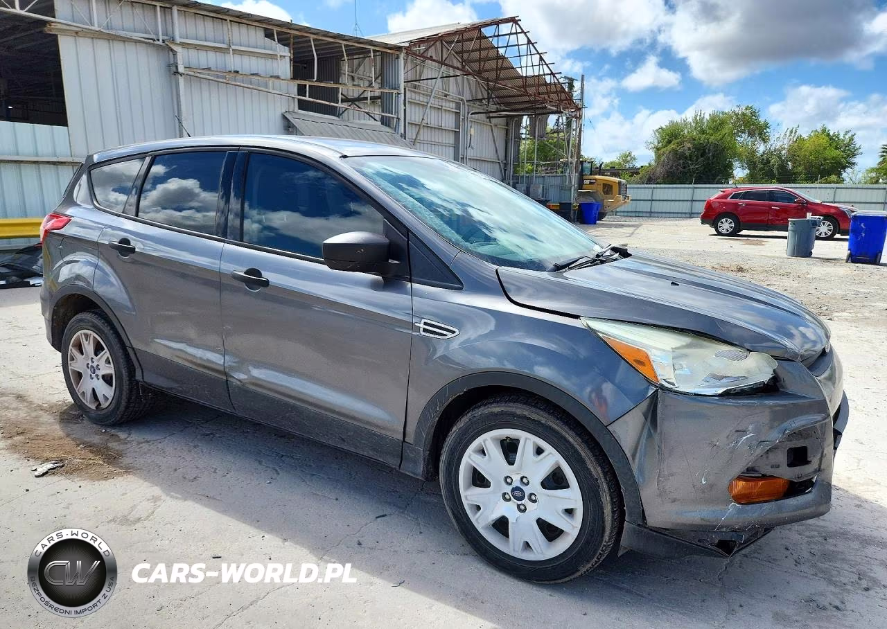 2014 Ford Escape S VIN:1FMCU0F70EUC44460 - 4