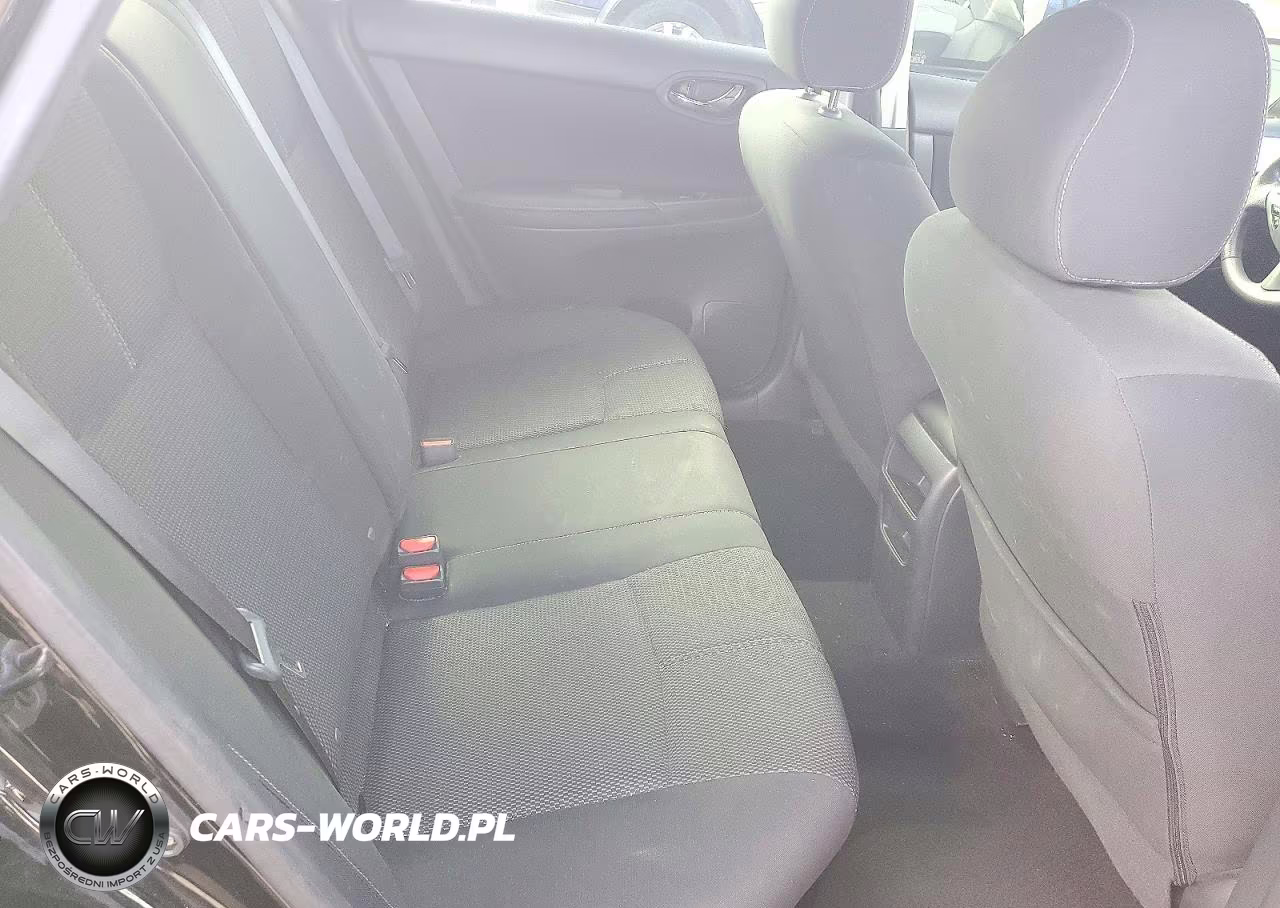 2018 Nissan Sentra S VIN:3N1AB7AP9JY327770 - 10
