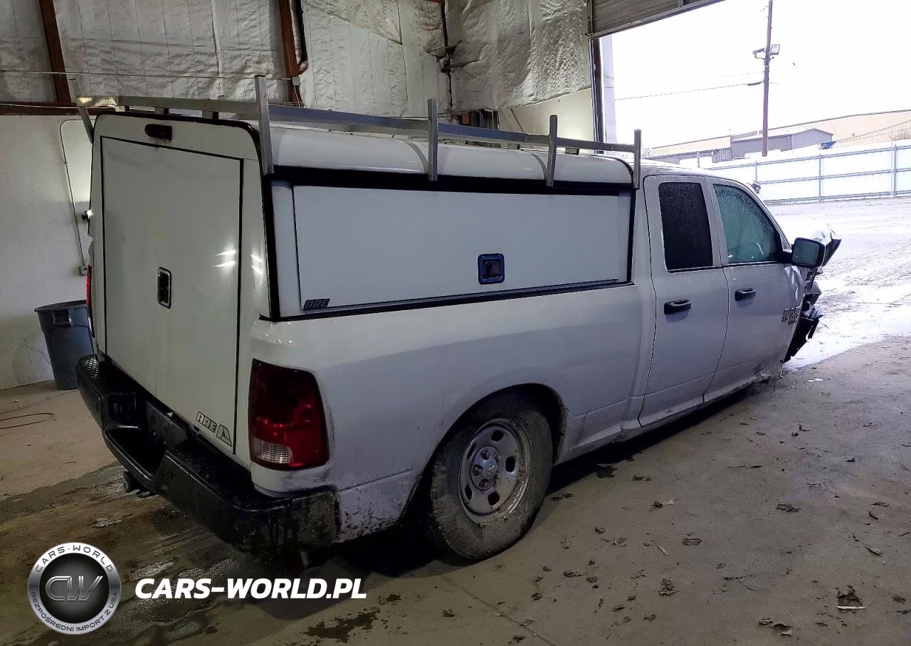 2020 Ram 1500 Classic Tradesman VIN:1C6RR6FGXLS138245 - 3