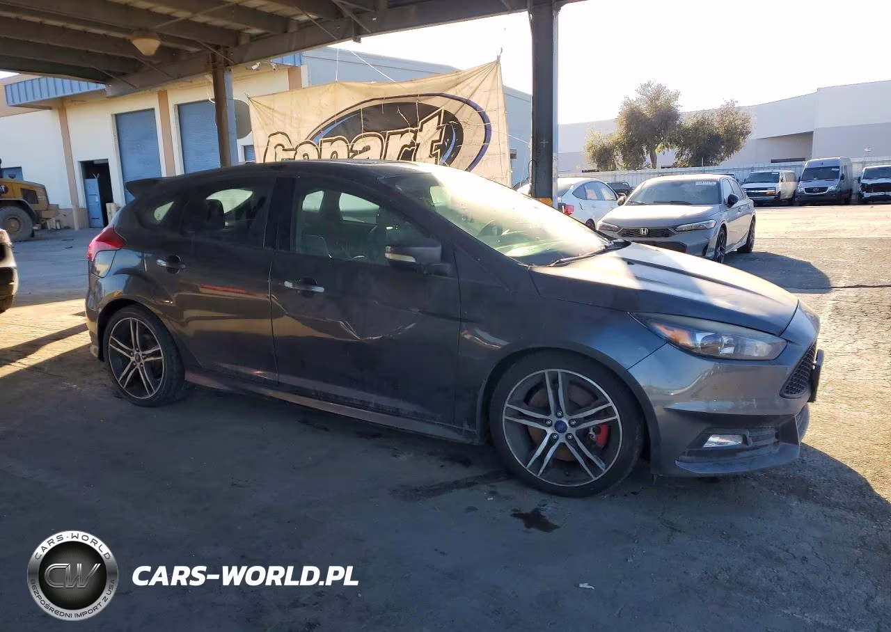 2016 Ford Focus St VIN:1FADP3L96GL324996 - 4
