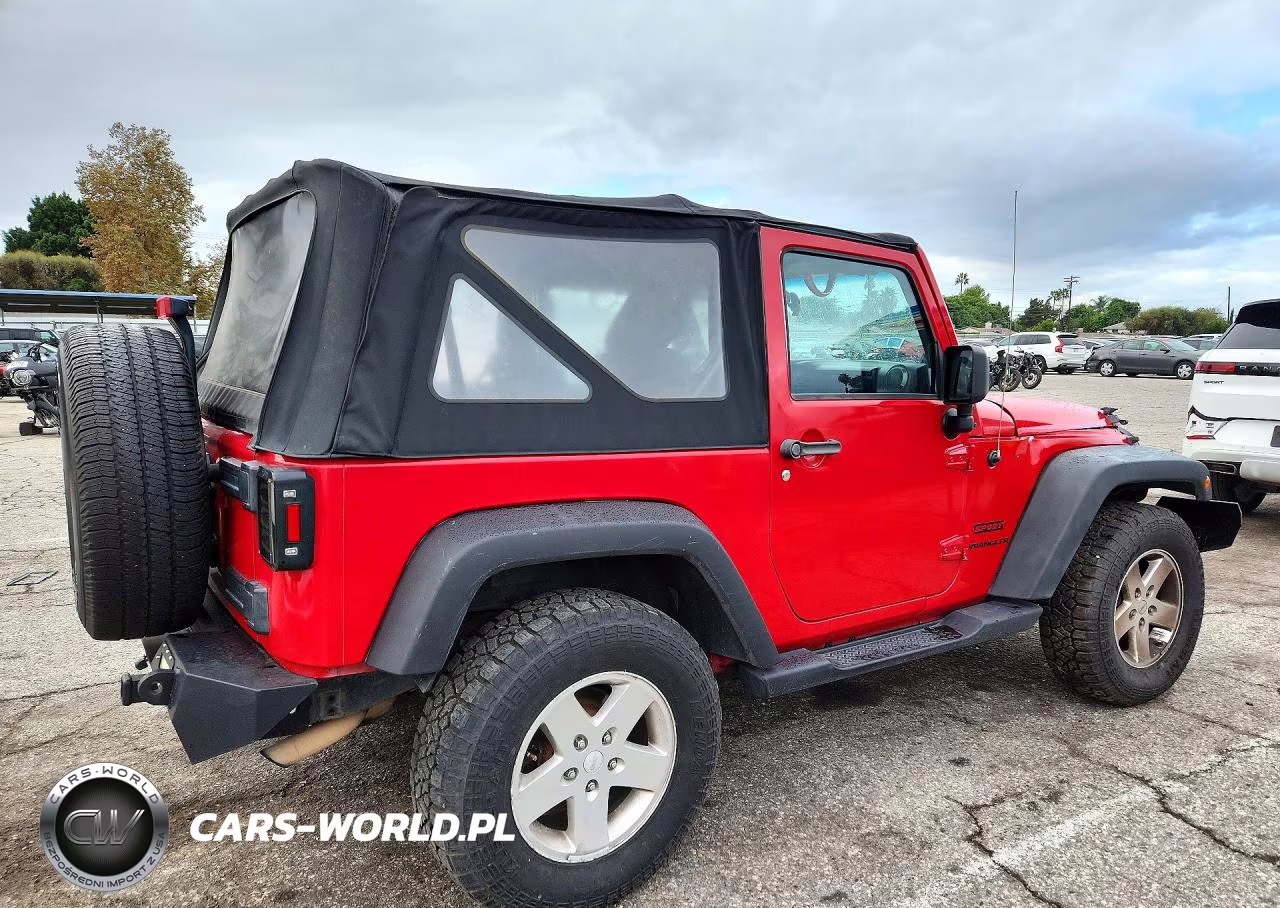2011 Jeep Wrangler Sport VIN:1J4AA2D12BL631571 - 3