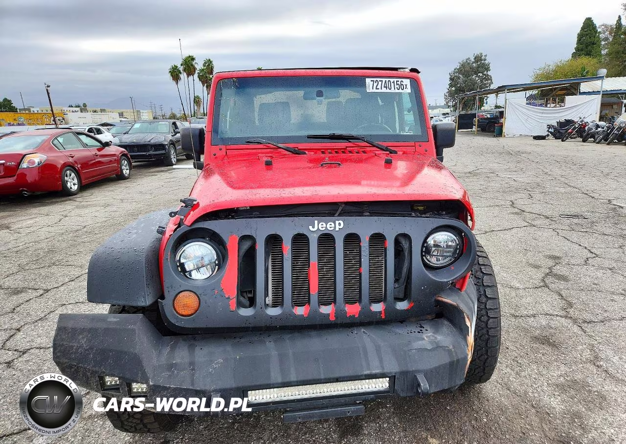 2011 Jeep Wrangler Sport VIN:1J4AA2D12BL631571 - 5