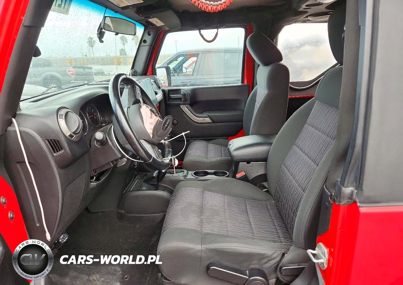 2011 Jeep Wrangler Sport VIN:1J4AA2D12BL631571 - 7