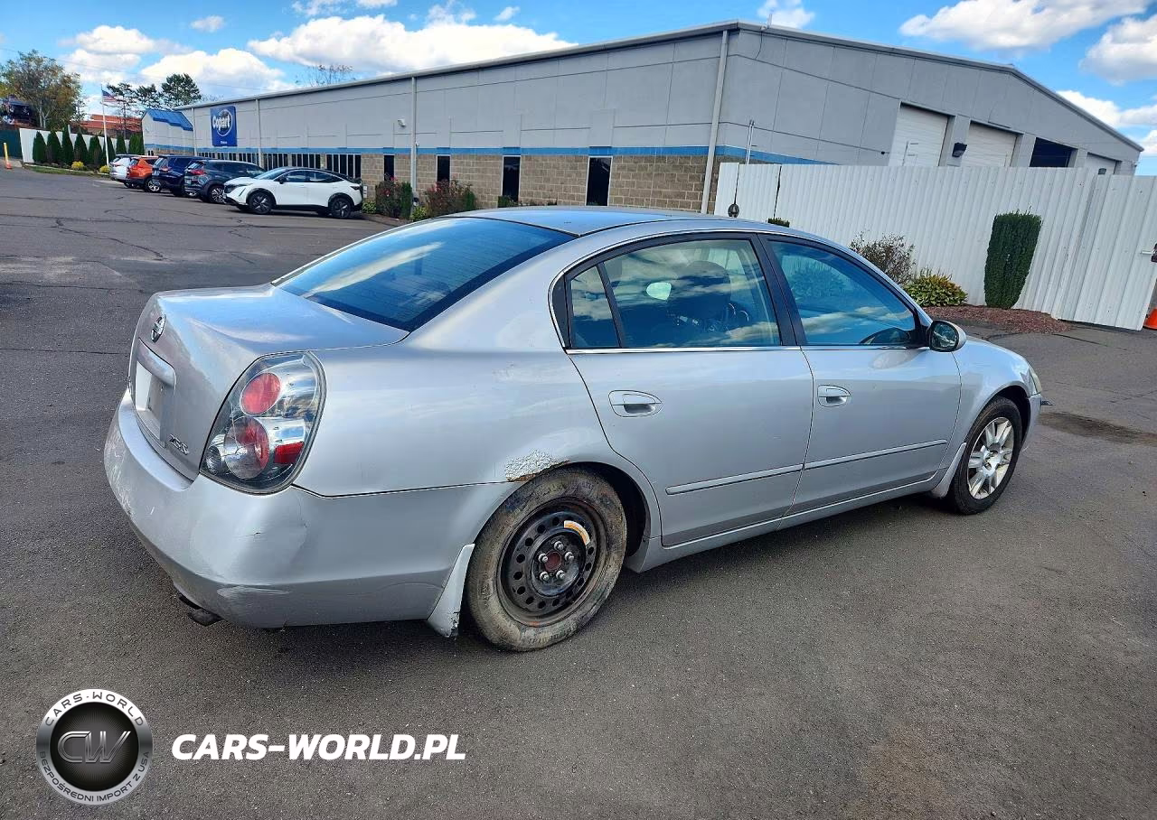 2005 Nissan Altima 2.5 VIN:1N4AL11E15N929349 - 3