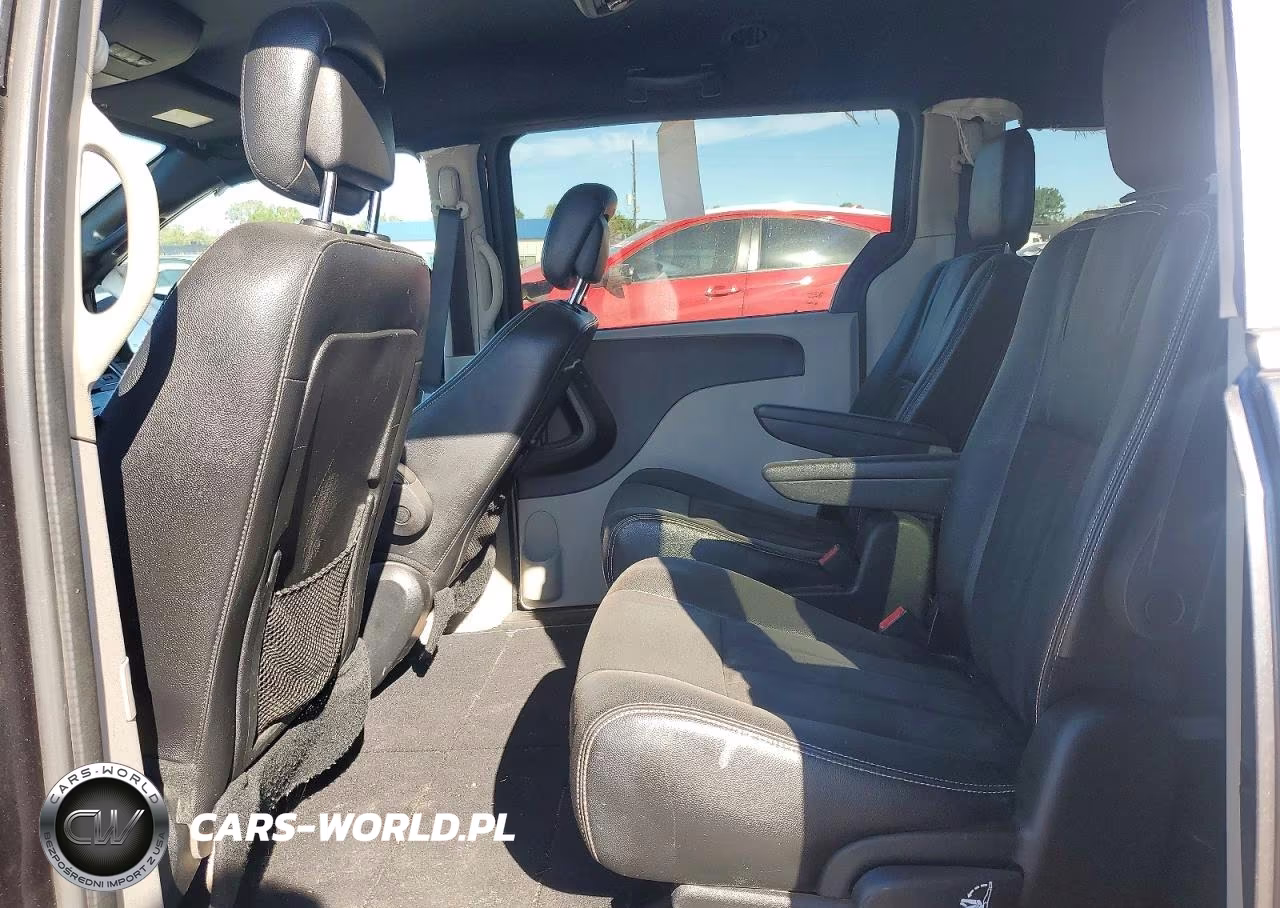 2019 Dodge Grand Caravan Sxt VIN:2C4RDGCG1KR755549 - 10