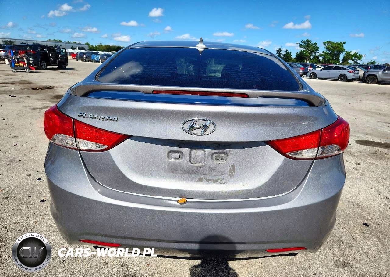 2013 Hyundai Elantra Limited VIN:KMHDH4AE6DU936467 - 6