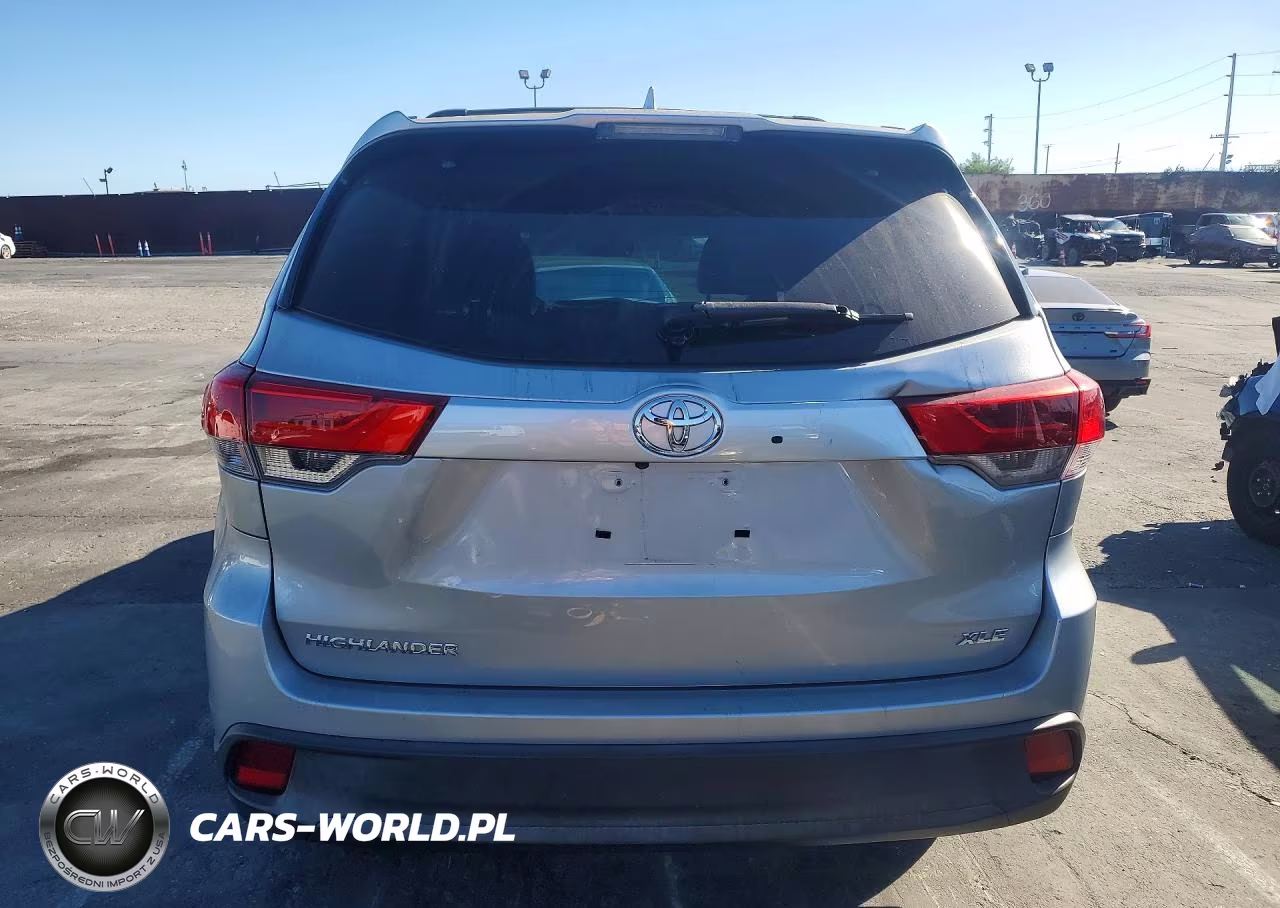 2019 Toyota Highlander Xle VIN:5TDKZRFH0KS556986 - 6