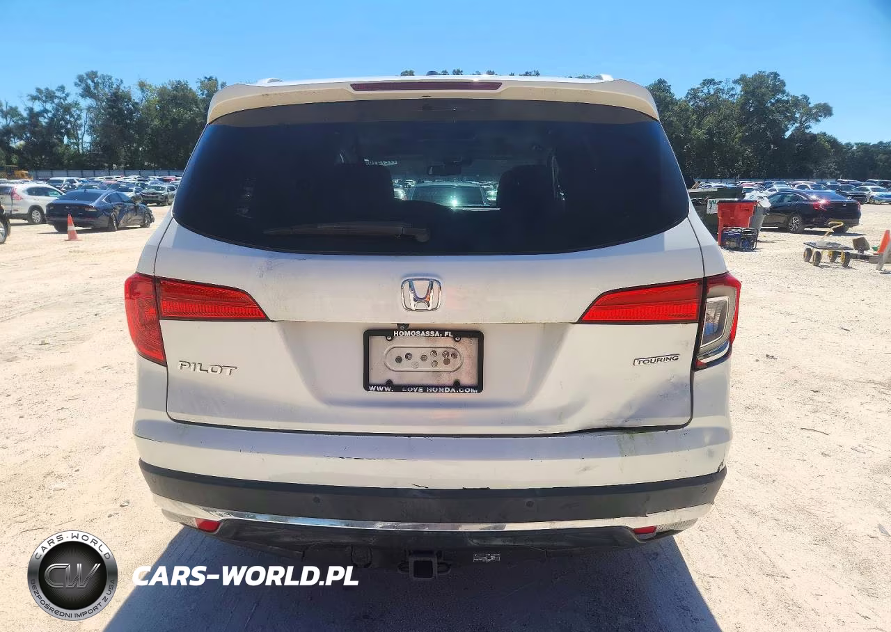 2016 Honda Pilot Touring VIN:5FNYF5H90GB023341 - 6
