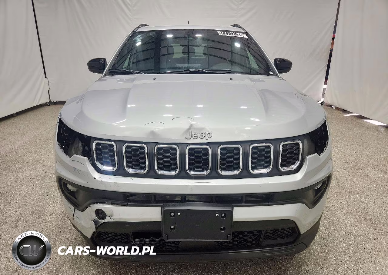 2025 Jeep Compass Latitude VIN:3C4NJDBN0ST620405 - 5