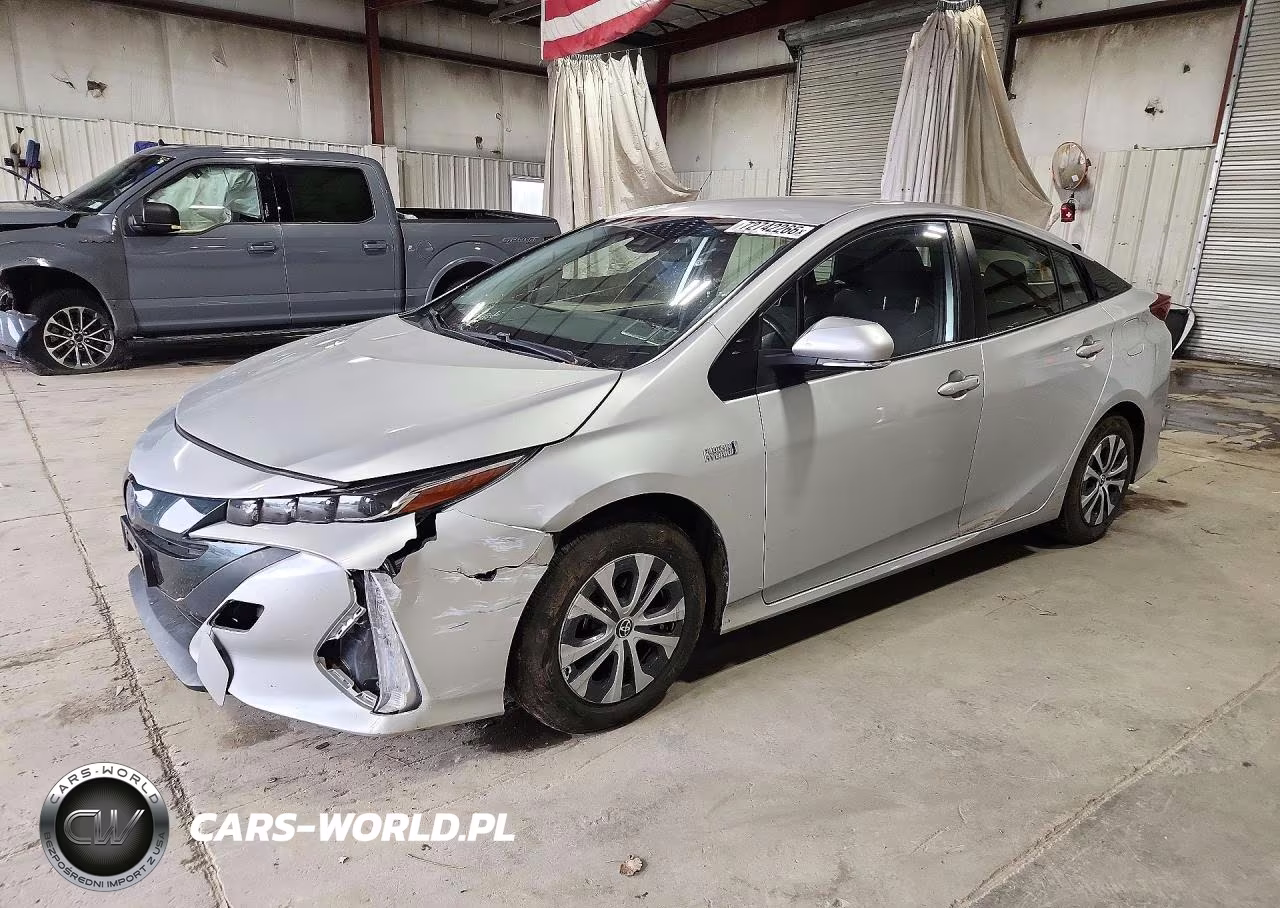 2021 Toyota Prius Prime Le – zdjęcie 1 z 12