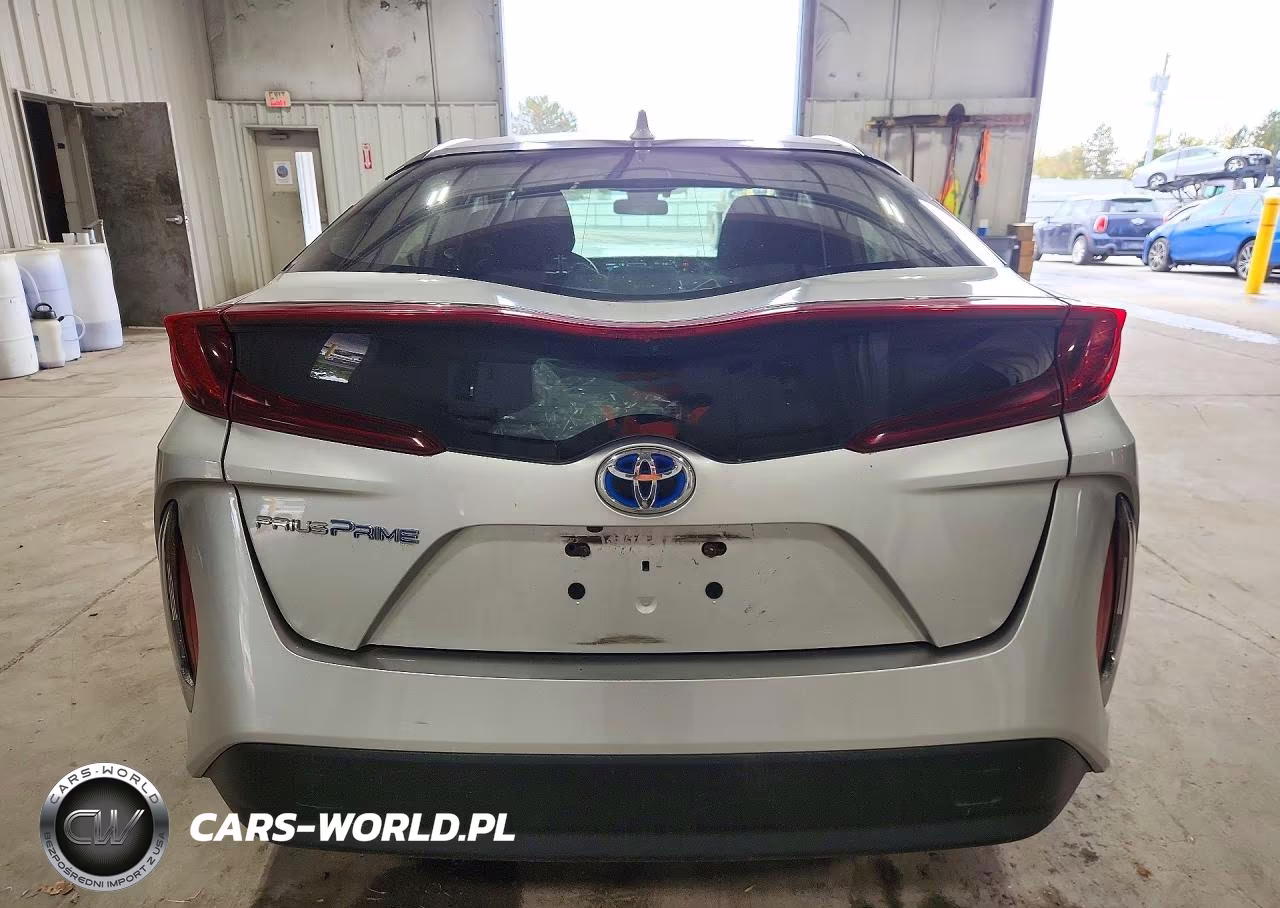 2021 Toyota Prius Prime Le VIN:JTDKAMFP9M3177426 - 6