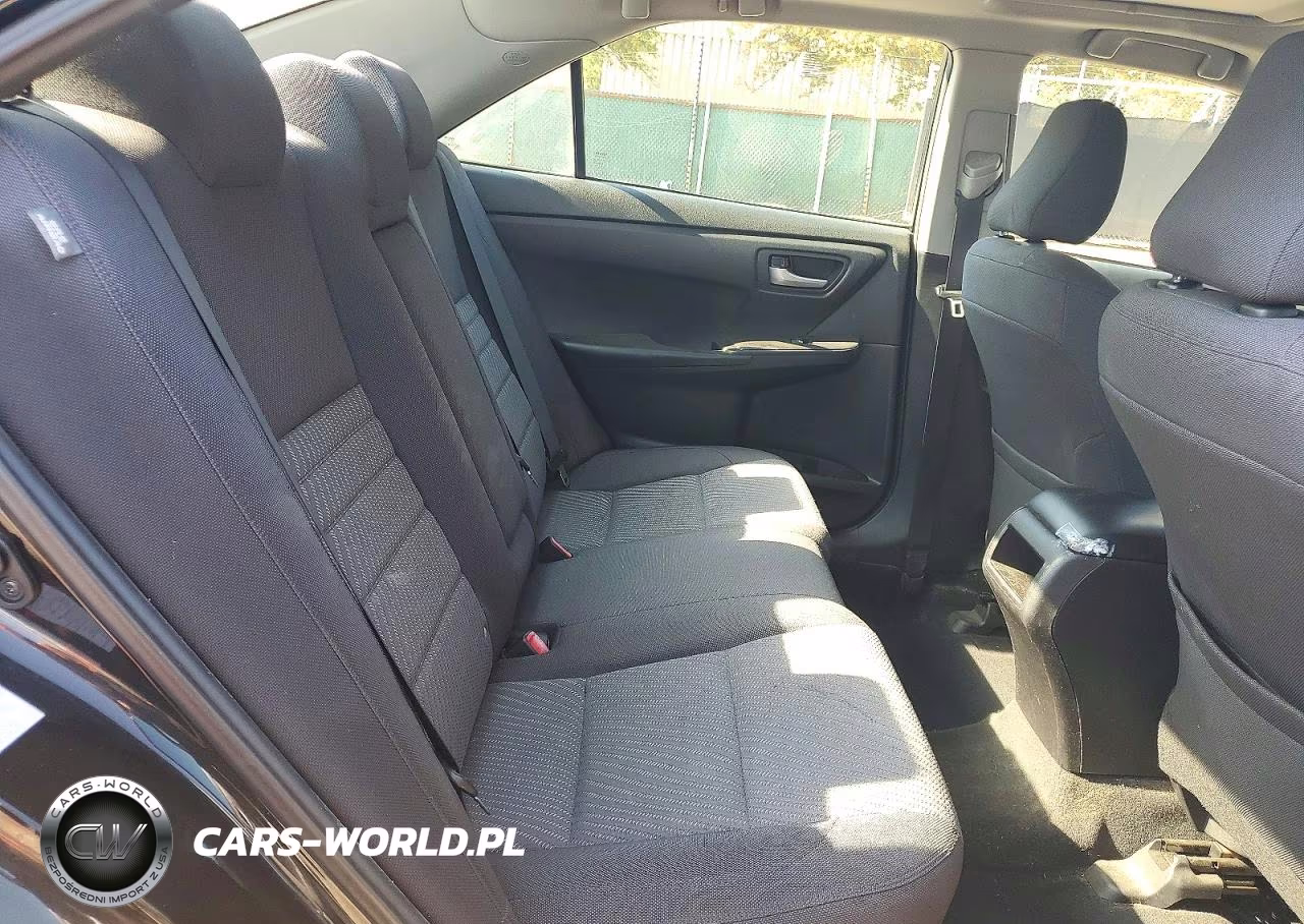 2015 Toyota Camry Le VIN:4T4BF1FK8FR496657 - 10