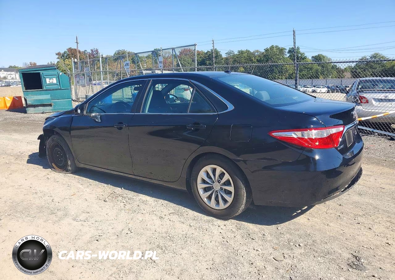 2015 Toyota Camry Le VIN:4T4BF1FK8FR496657 - 2
