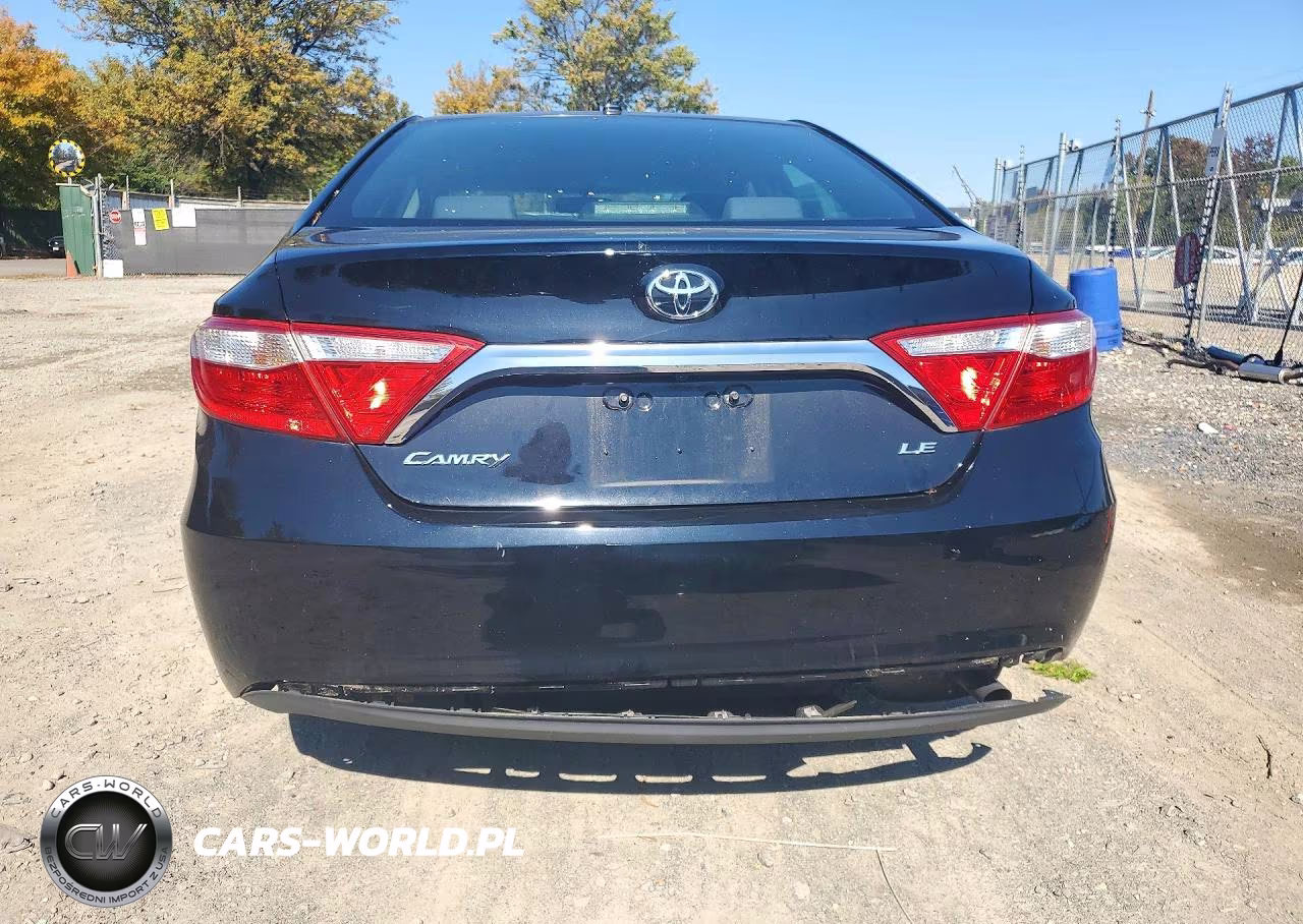 2015 Toyota Camry Le VIN:4T4BF1FK8FR496657 - 6