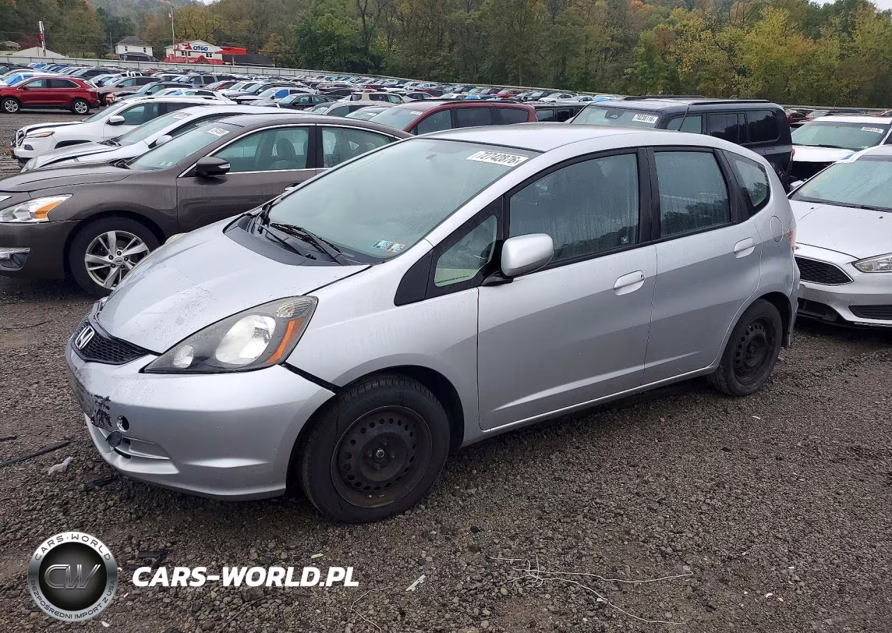 2013 Honda Fit VIN:JHMGE8H30DC081906 - 1