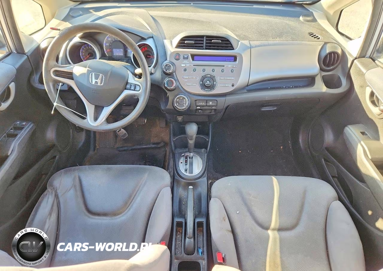 2013 Honda Fit VIN:JHMGE8H30DC081906 - 8