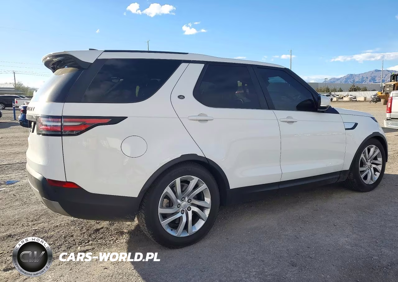 2017 Land Rover Discovery Hse VIN:SALRRBBV9HA045048 - 3