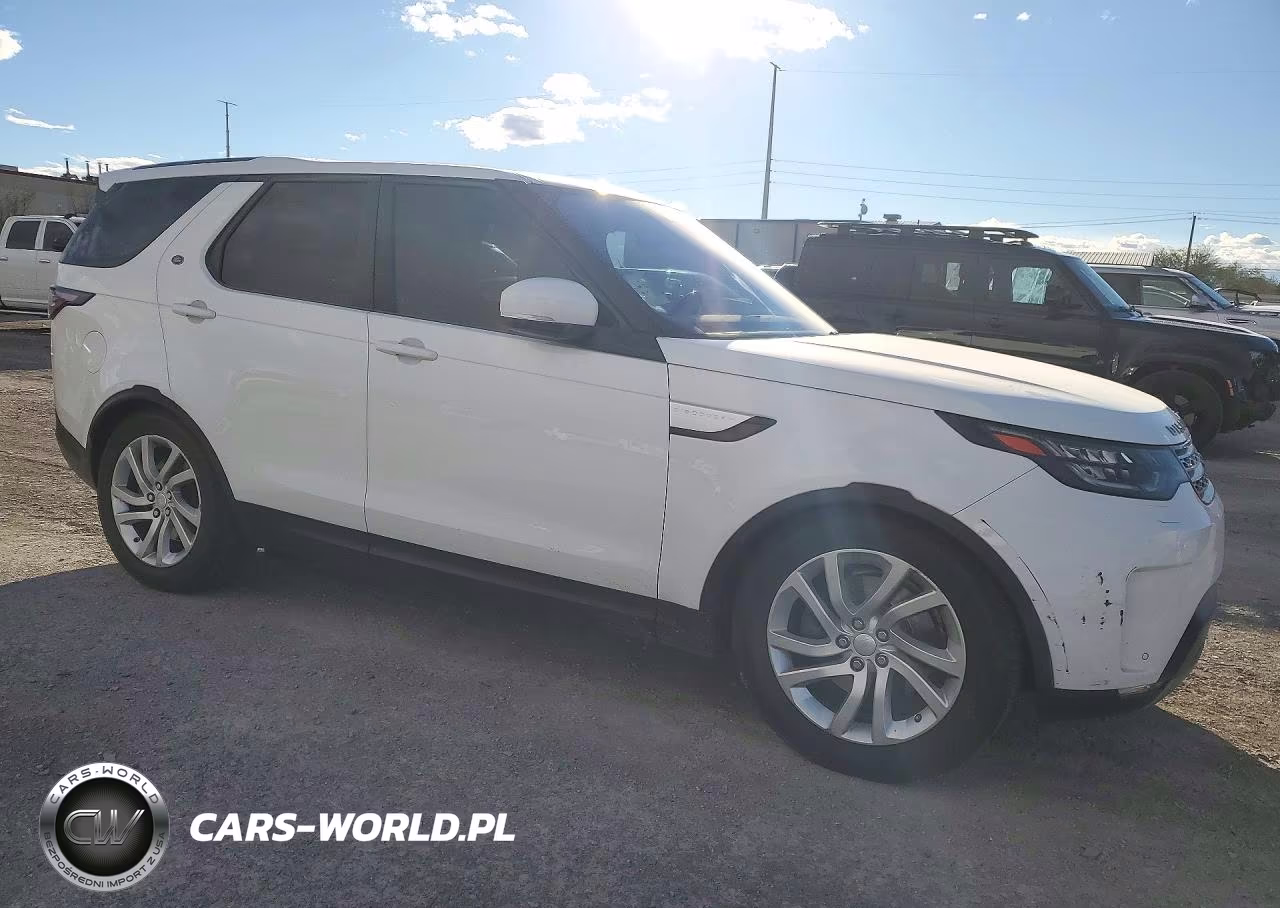 2017 Land Rover Discovery Hse VIN:SALRRBBV9HA045048 - 4