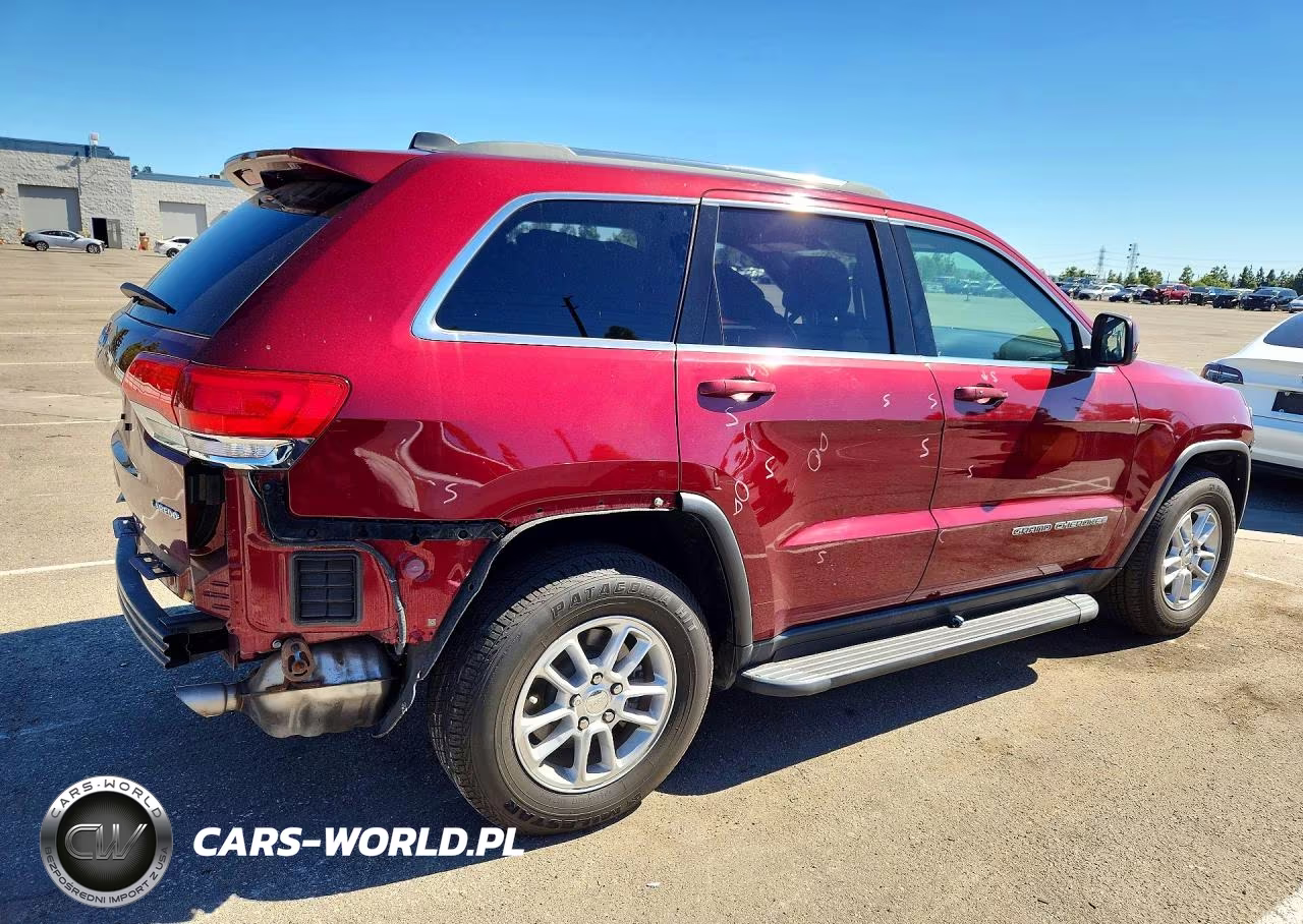2019 Jeep Grand Cherokee Laredo VIN:1C4RJEAG5KC699110 - 3