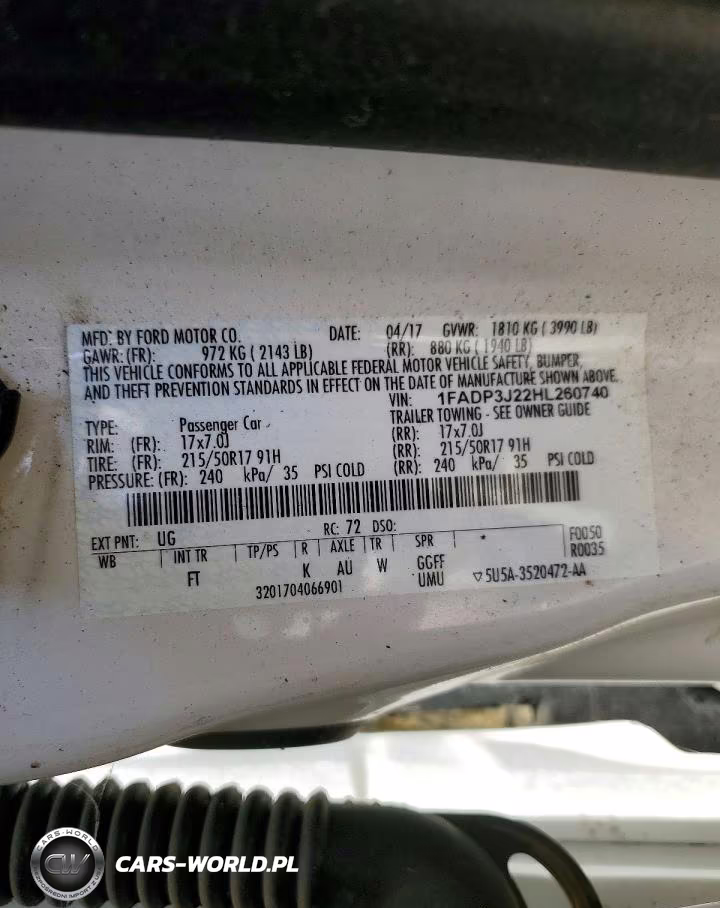 2017 Ford Focus Titanium VIN:1FADP3J22HL260740 - 12