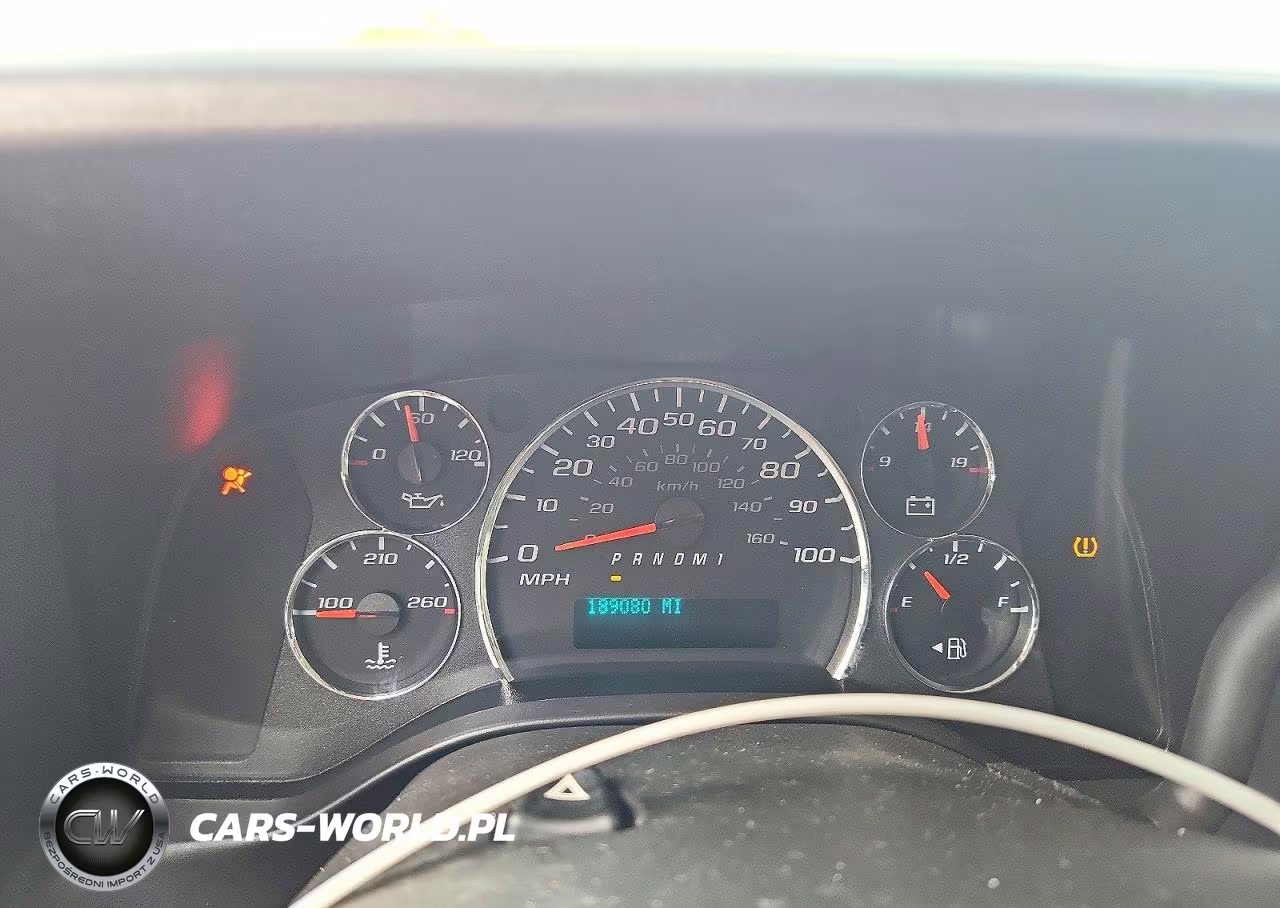 2021 Chevrolet Express G3500 VIN:1GCZGGF75M1145521 - 9