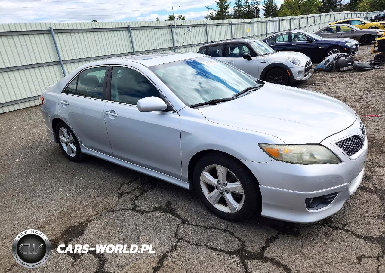 2010 Toyota Camry Se VIN:4T1BF3EK3AU090169 - 4