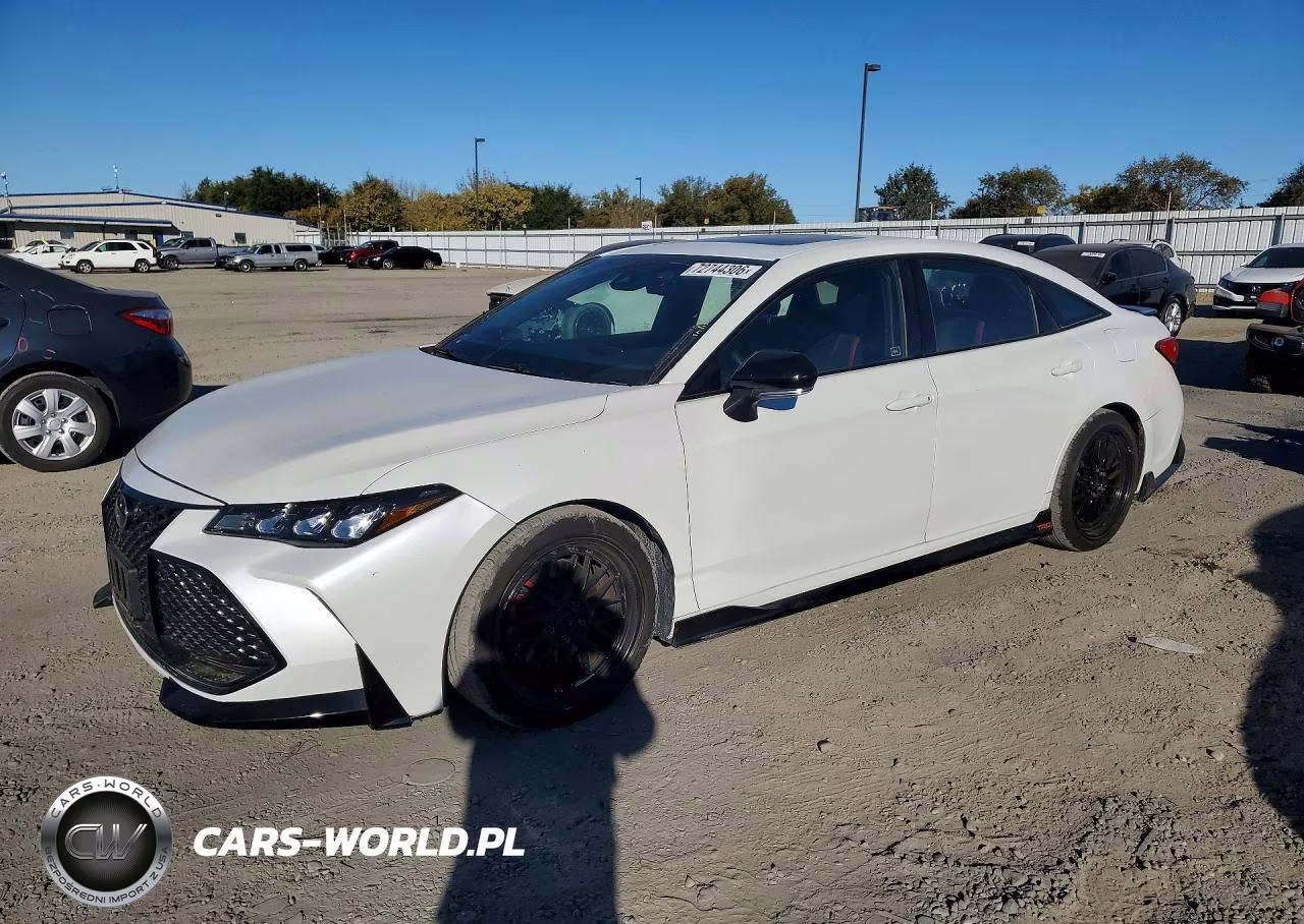 2020 Toyota Avalon Trd