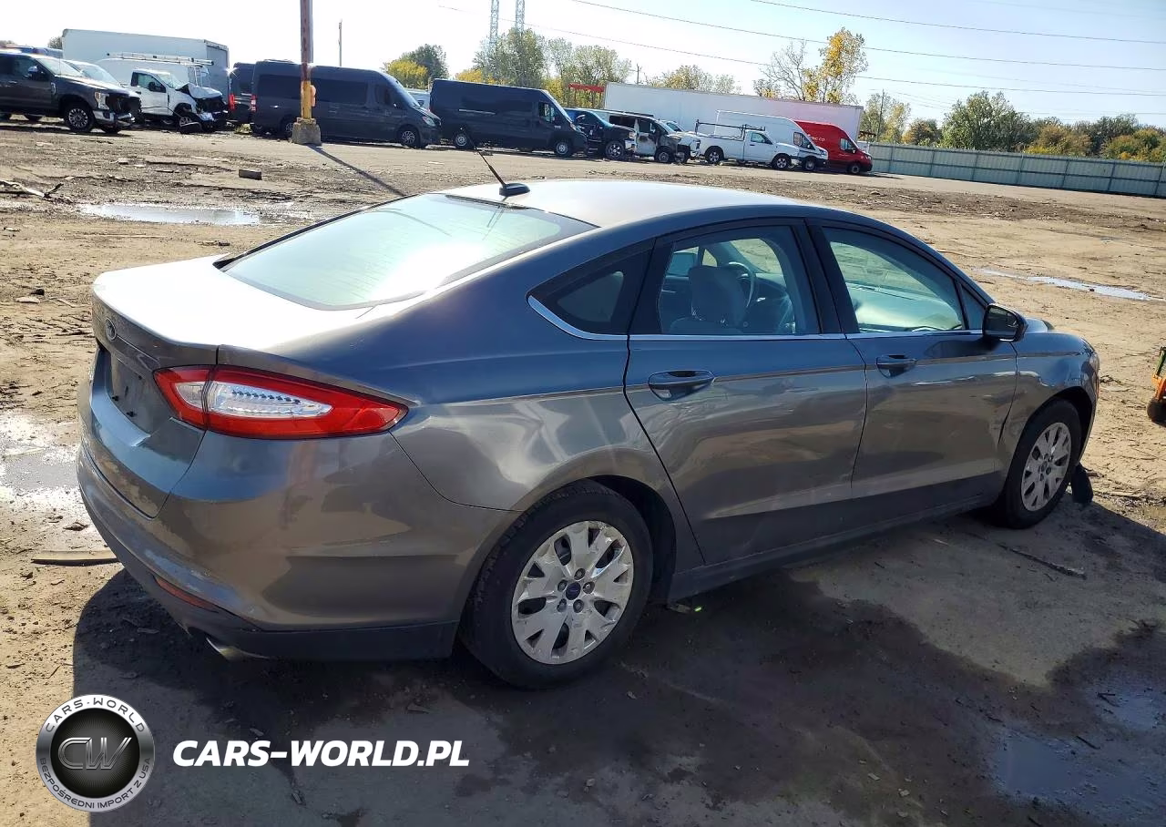 2014 Ford Fusion S VIN:3FA6P0G75ER169100 - 3