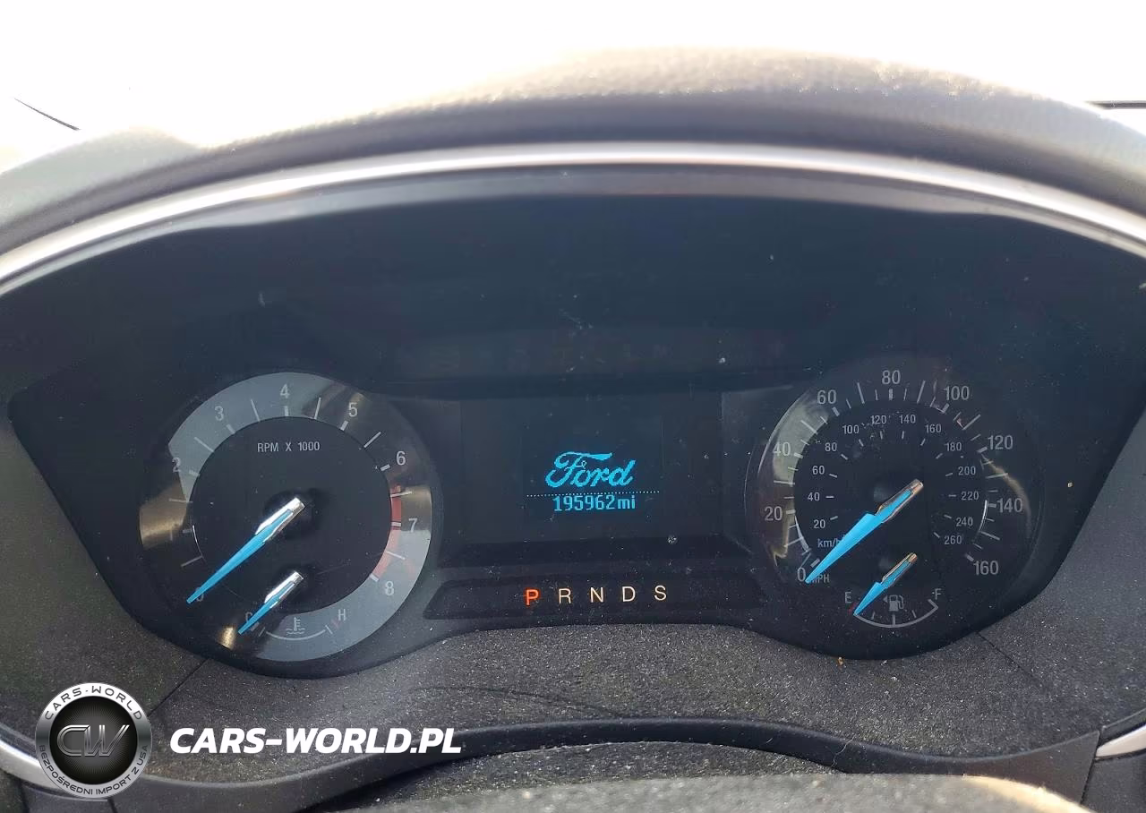 2014 Ford Fusion S VIN:3FA6P0G75ER169100 - 9