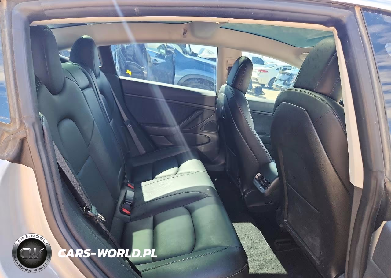 2018 Tesla Model 3 VIN:5YJ3E1EA6JF095351 - 10