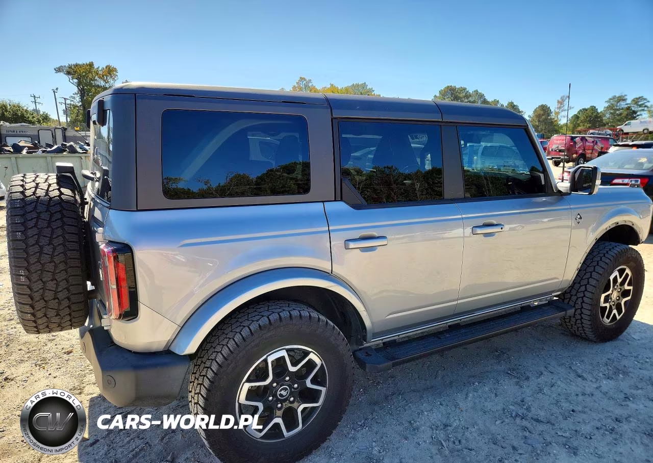 2023 Ford Bronco Base VIN:1FMDE5BH7PLB67429 - 3
